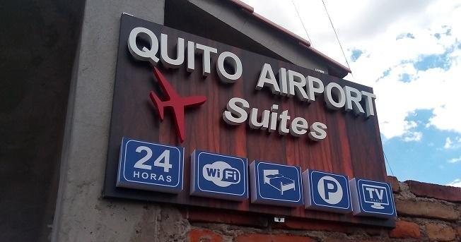 Quito Airport Suites Hotel
